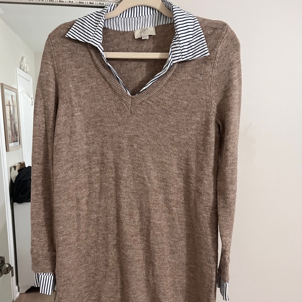 Ann Taylor loft casual sweater dress petite medium collar white striped work